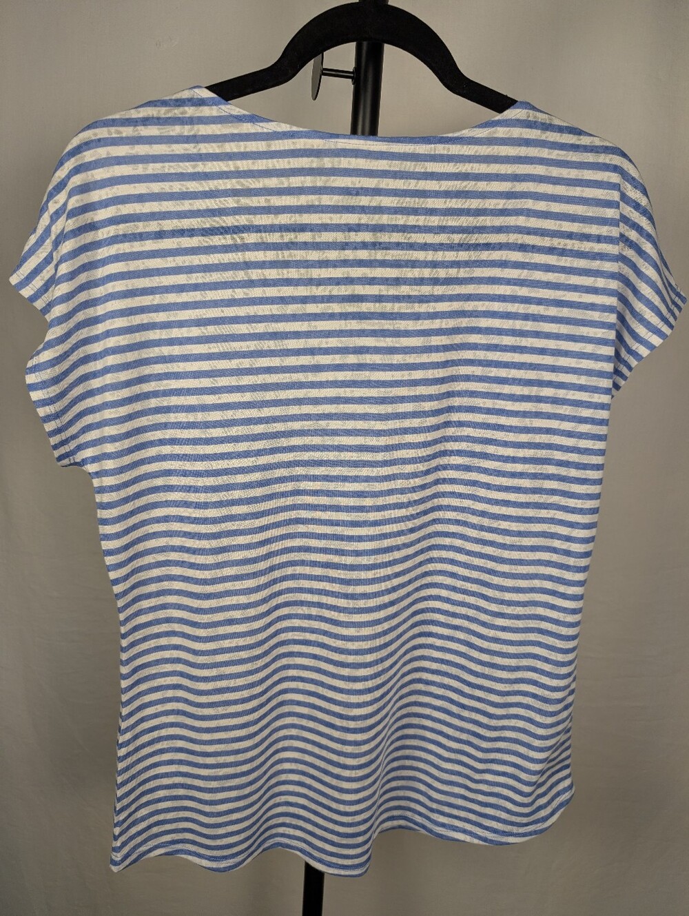 A-183 — Chico's Blue & White Striped Leaf Print Top - Picture 3 of 9